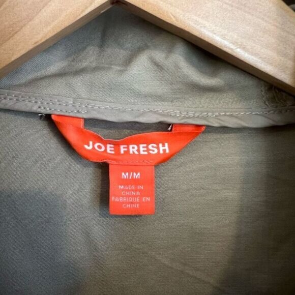 Joe Fresh Women’s Medium Tan Hooded Anorak Style Jacket Coat Snaps Cargo Oversiz - Picture 8 of 15